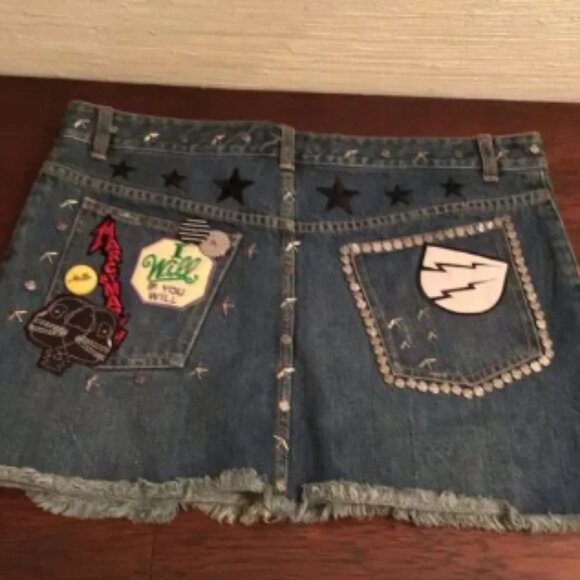 MARC JACOBS-VINTAGE DENIM SKIRT SILVER STUDS & APPLIQUES - Picture 1 of 6